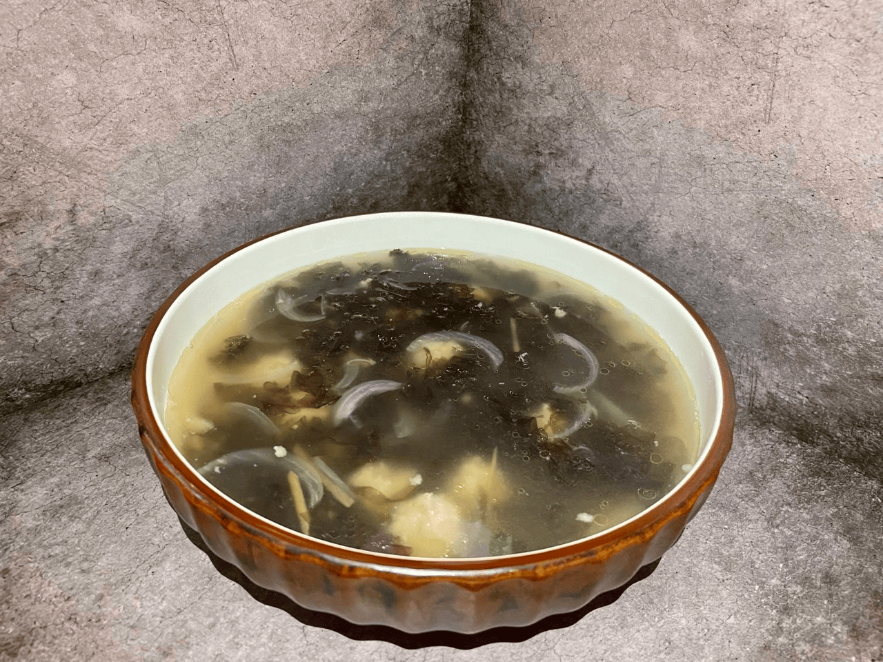 С фрикадельками и морской капустой